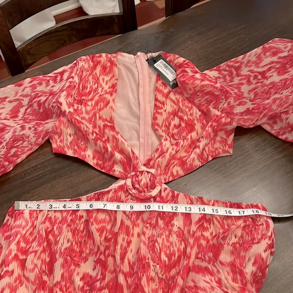 Abetraot Animal Cut Out Belted MaxI Dresses - Picture 12 of 13